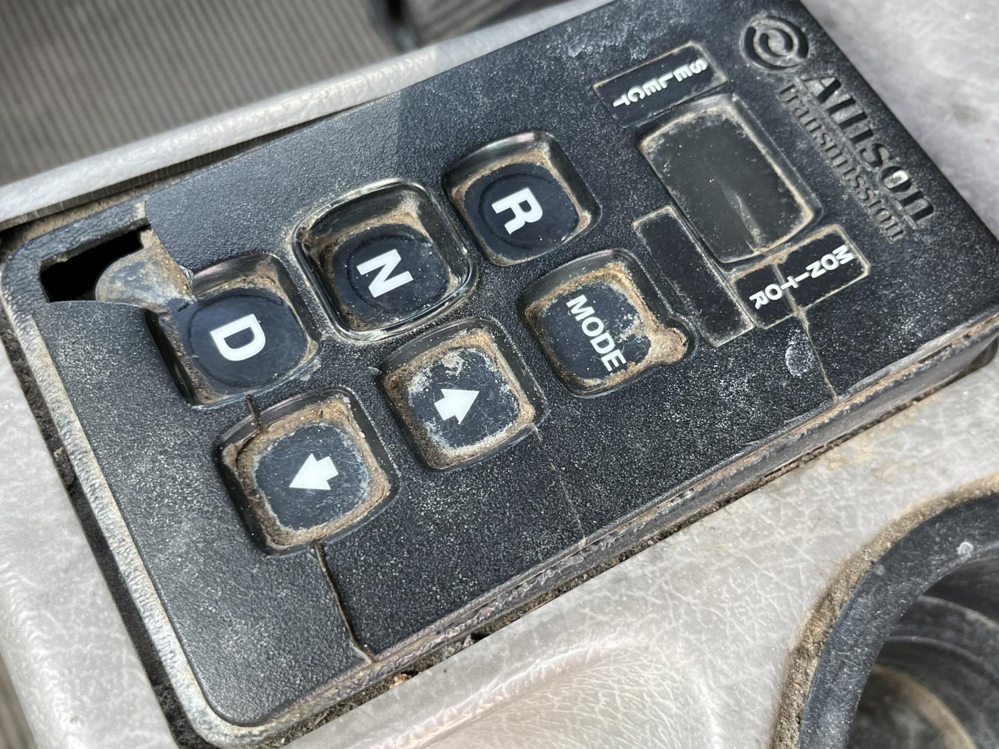 ./imagenes/INVOICE/2019/18120/CAMION REVOLVEDOR KENWORTH T470 (35).JPG